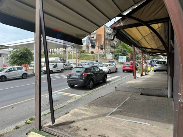 locale commerciale in vendita a Catania in zona San Giorgio