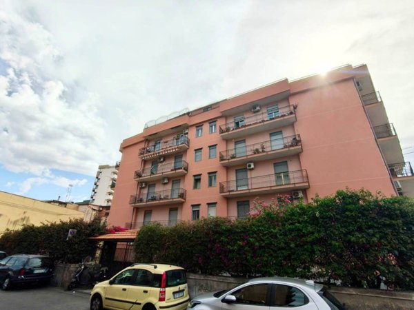 appartamento in vendita a Catania in zona San Leone