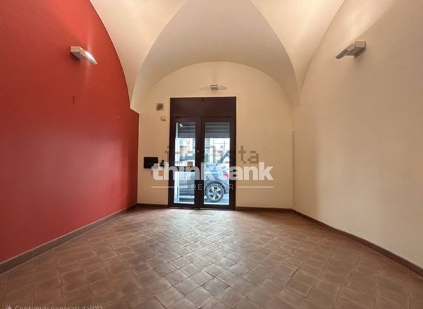locale commerciale in vendita a Catania