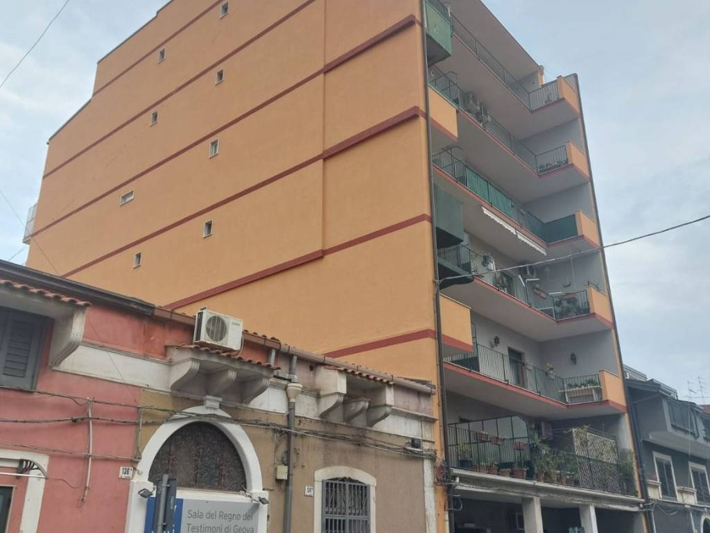 appartamento in vendita a Catania in zona Picanello
