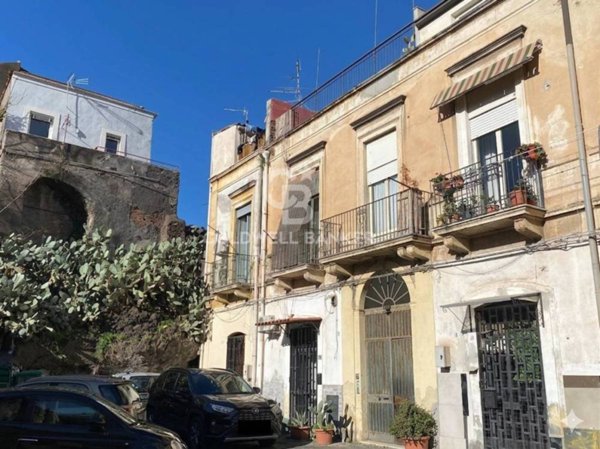appartamento in vendita a Catania in zona Centro Storico