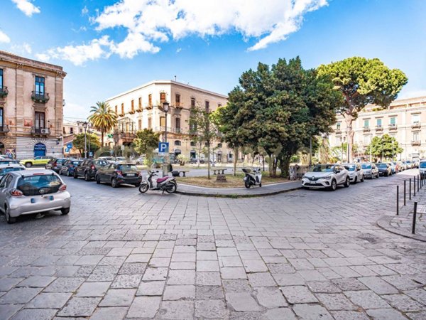 casa indipendente in vendita a Catania in zona Centro Storico