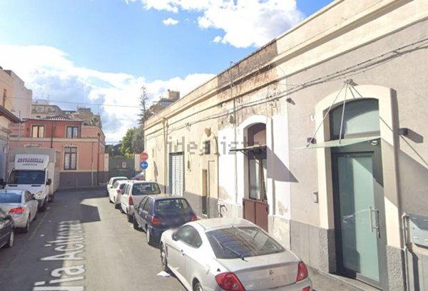casa semindipendente in vendita a Catania in zona Picanello