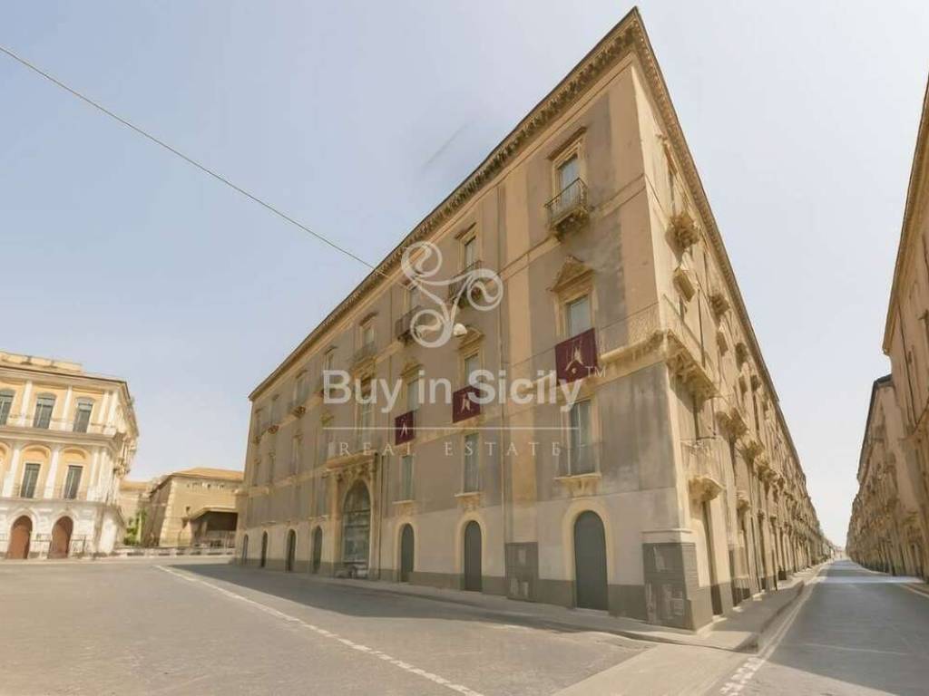 appartamento in vendita a Catania in zona Centro Storico