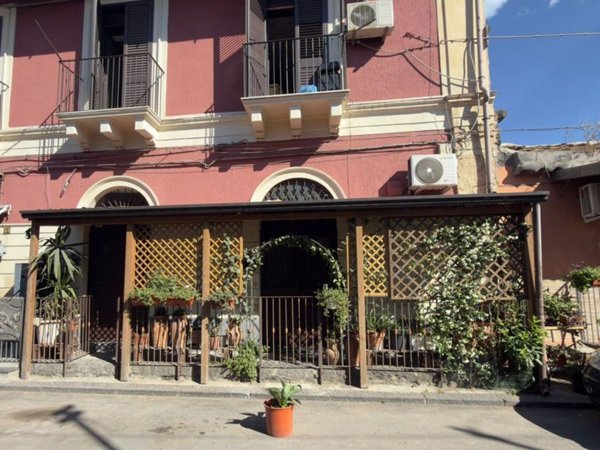 appartamento in vendita a Catania in zona Centro Storico