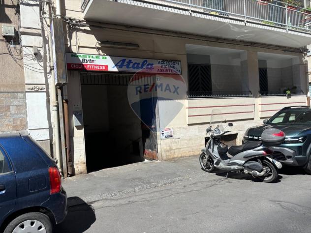 locale di sgombero in vendita a Catania in zona Picanello