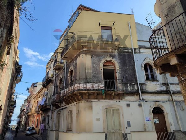 appartamento in vendita a Catania in zona Centro Storico