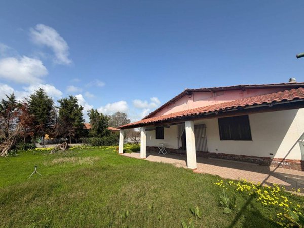 casa indipendente in vendita a Catania in zona Fontanarossa
