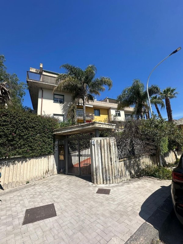 appartamento in vendita a Catania in zona Canalicchio