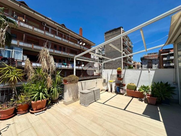 appartamento in vendita a Catania in zona Picanello