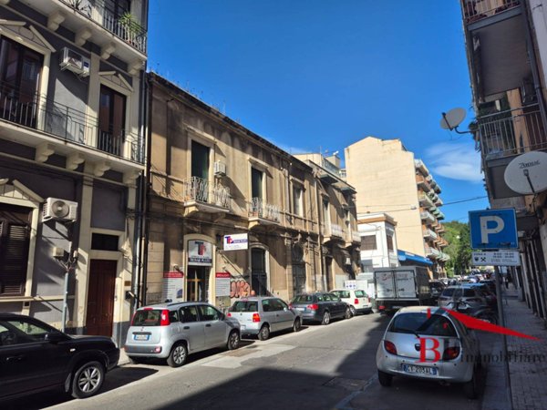appartamento in vendita a Catania in zona Picanello