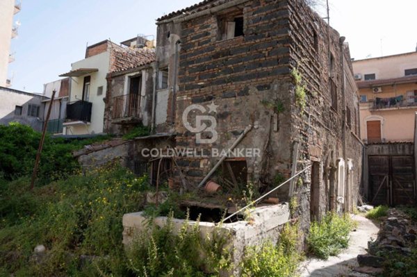 casa indipendente in vendita a Catania in zona Cibali