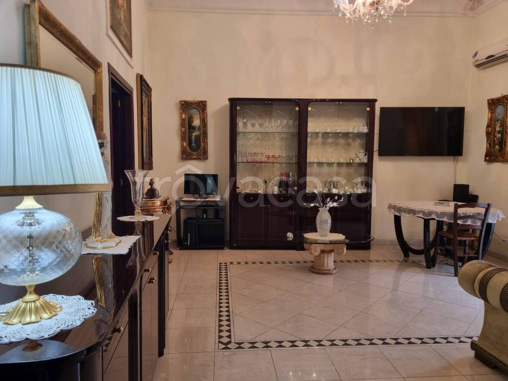 appartamento in vendita a Catania in zona Centro Storico