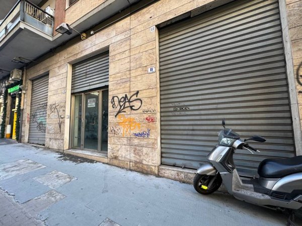 negozio in vendita a Catania