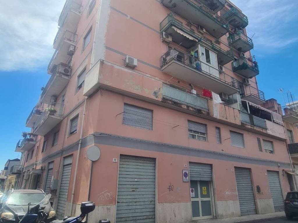 appartamento in vendita a Catania in zona Picanello
