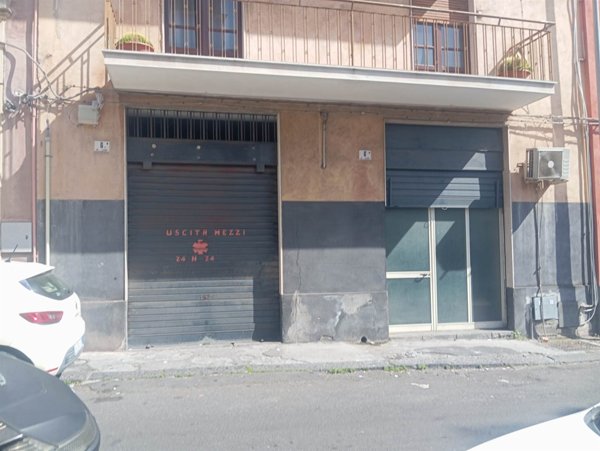 negozio in vendita a Catania in zona Picanello