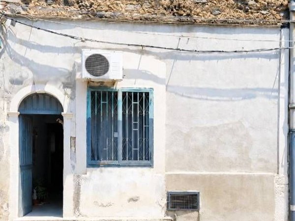 casa indipendente in vendita a Catania in zona Picanello