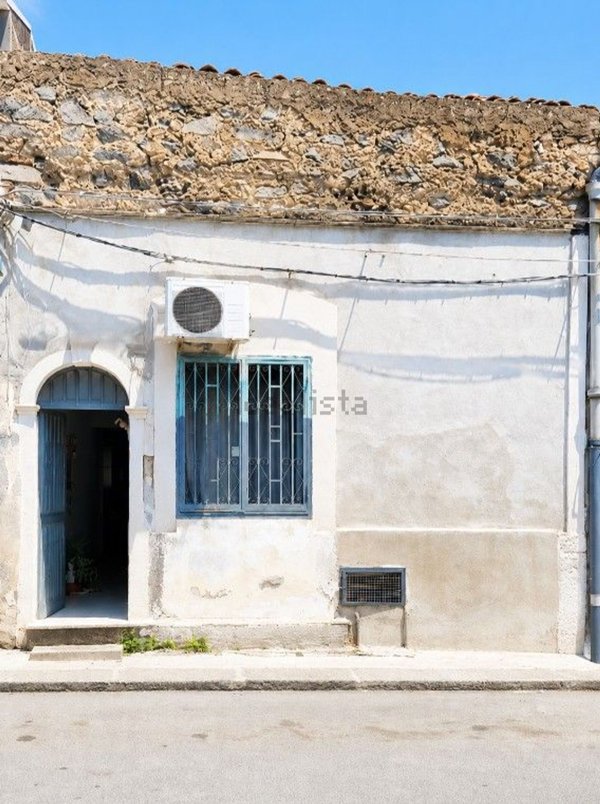 appartamento in vendita a Catania in zona Picanello
