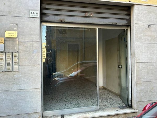 negozio in vendita a Catania in zona Picanello