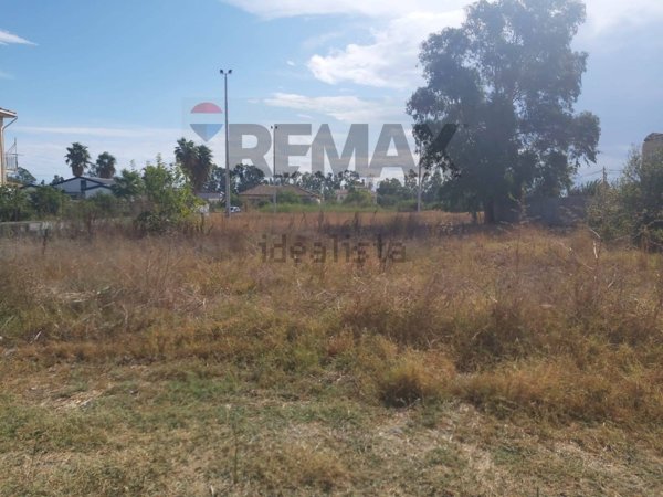 terreno edificabile in vendita a Catania in zona Villaggio Delfino-Vaccarizzo
