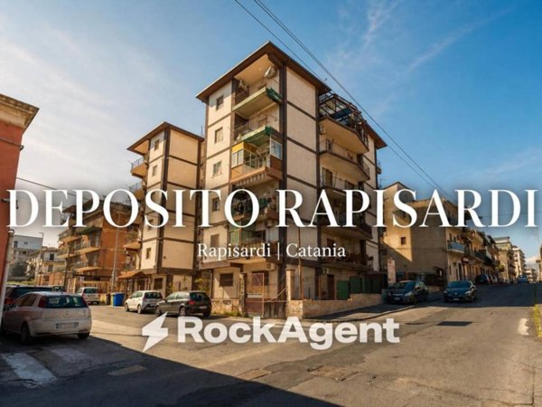 locale commerciale in vendita a Catania