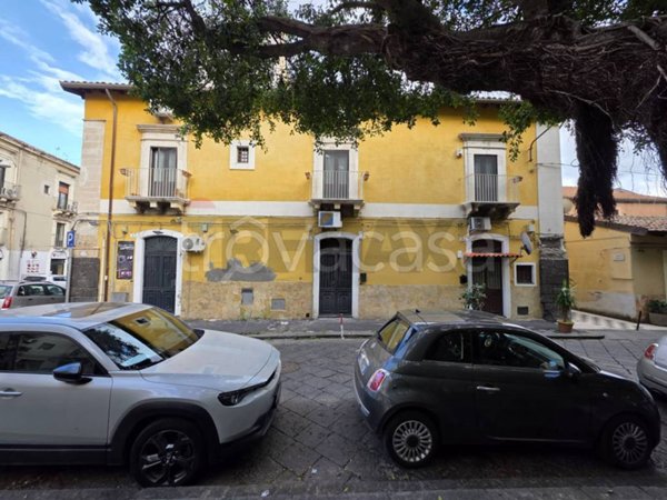 casa indipendente in vendita a Catania in zona Centro Storico