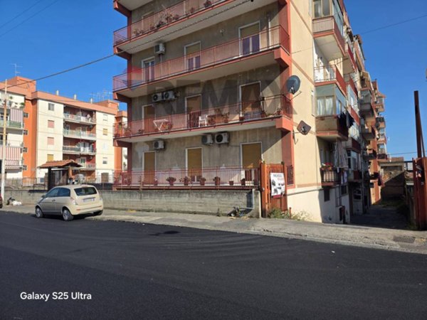 locale commerciale in vendita a Catania