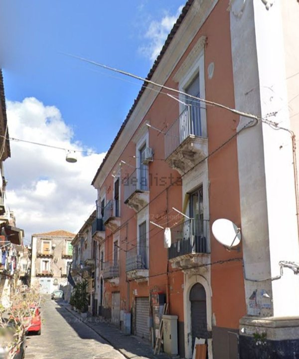 appartamento in vendita a Catania in zona Centro Storico