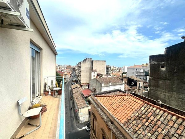 appartamento in vendita a Catania in zona Centro Storico