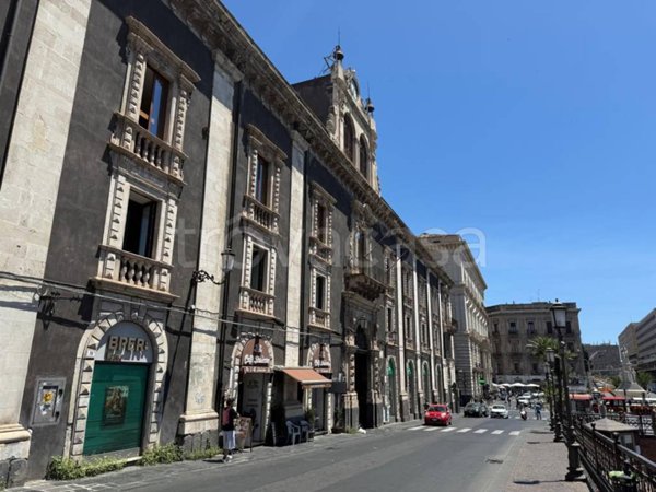 negozio in vendita a Catania in zona Centro Storico