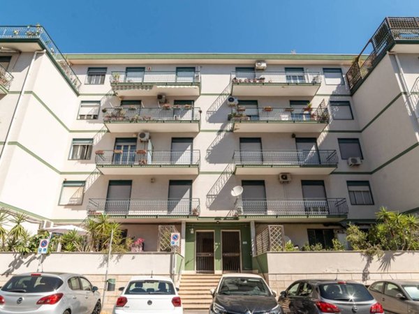 appartamento in vendita a Catania in zona Barriera del Bosco