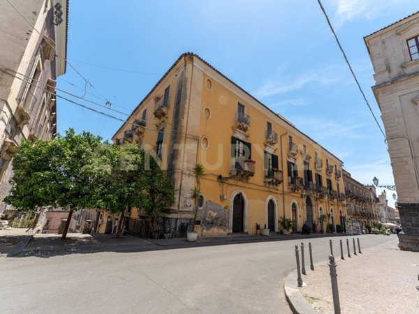 appartamento in vendita a Catania in zona Centro Storico