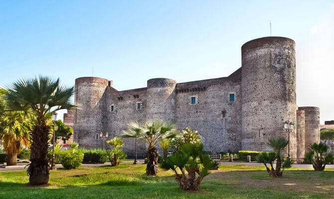 appartamento in vendita a Catania in zona Centro Storico