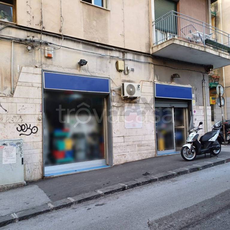 negozio in vendita a Catania
