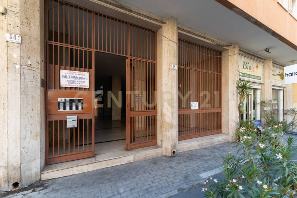 appartamento in vendita a Catania in zona Picanello