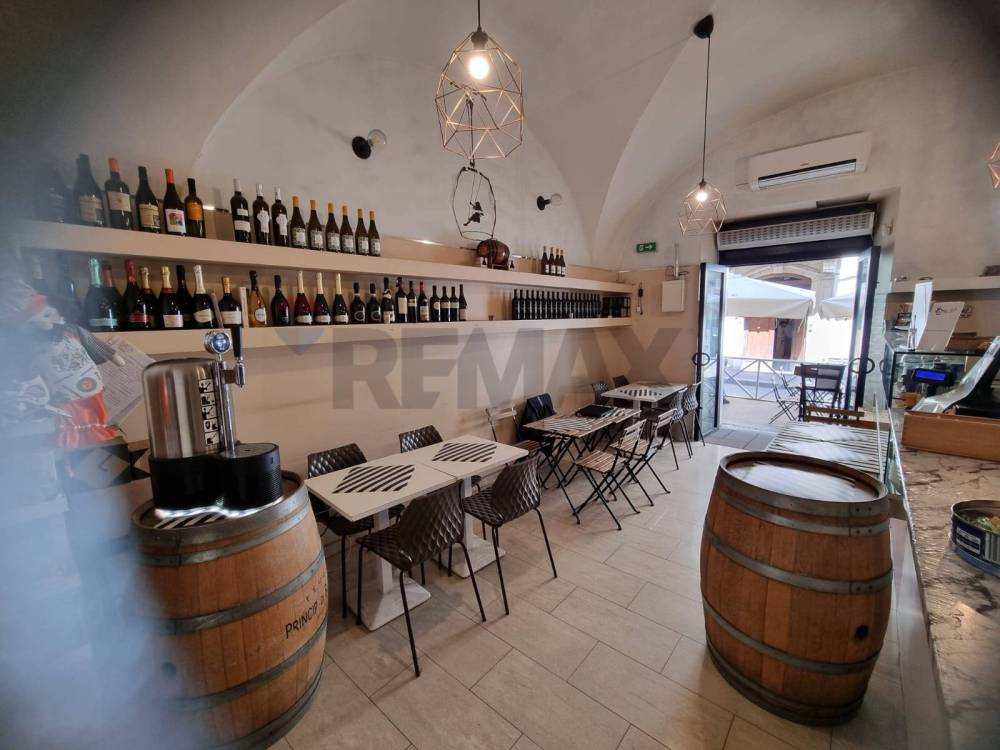 negozio in vendita a Catania in zona Centro Storico