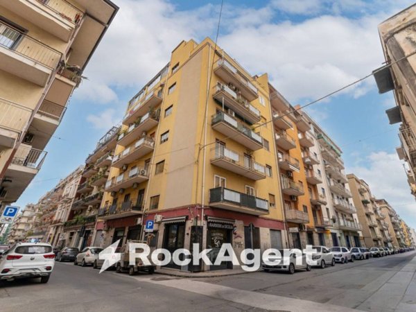 appartamento in vendita a Catania in zona Picanello