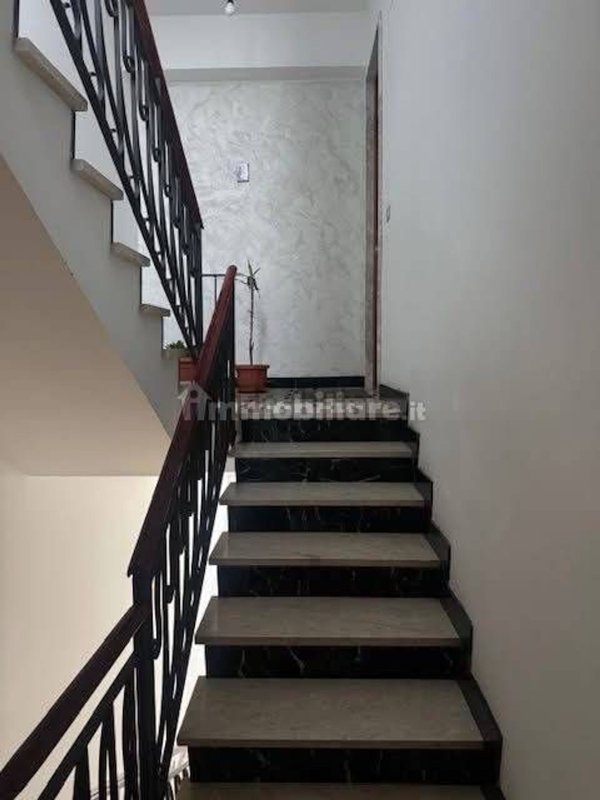 appartamento in vendita a Catania in zona Villaggio Sant'Agata