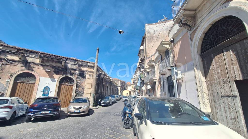 appartamento in vendita a Catania in zona Centro Storico