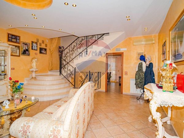 casa indipendente in vendita a Catania in zona Villaggio Sant'Agata