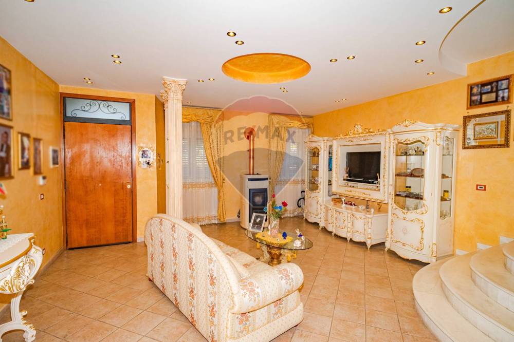 casa indipendente in vendita a Catania in zona Villaggio Sant'Agata