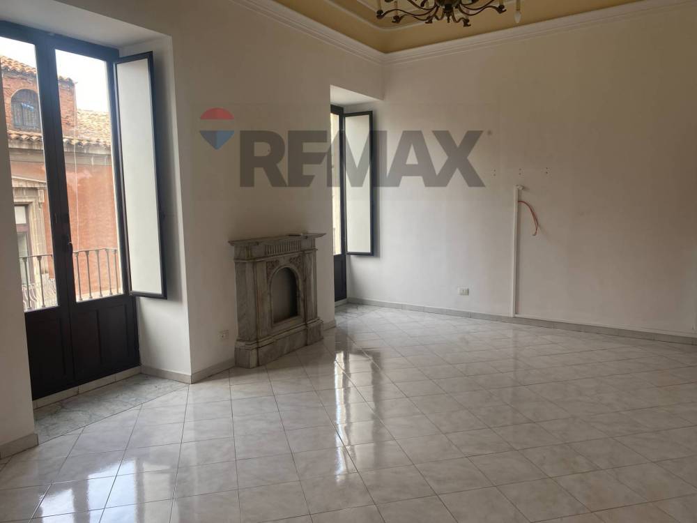 appartamento in vendita a Catania in zona Centro Storico