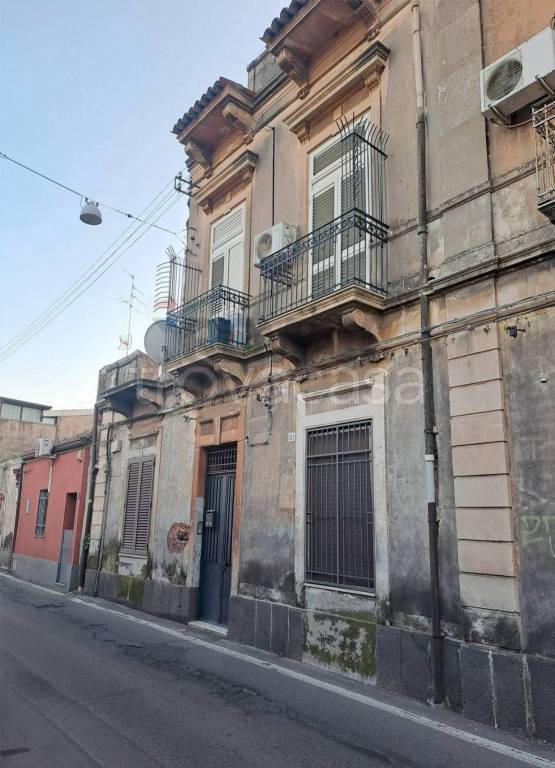 appartamento in vendita a Catania in zona Centro Storico
