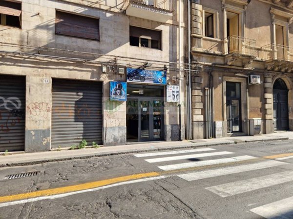 locale commerciale in vendita a Catania in zona Borgo Sant'Agata
