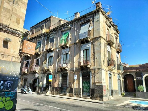 appartamento in vendita a Catania in zona Centro Storico