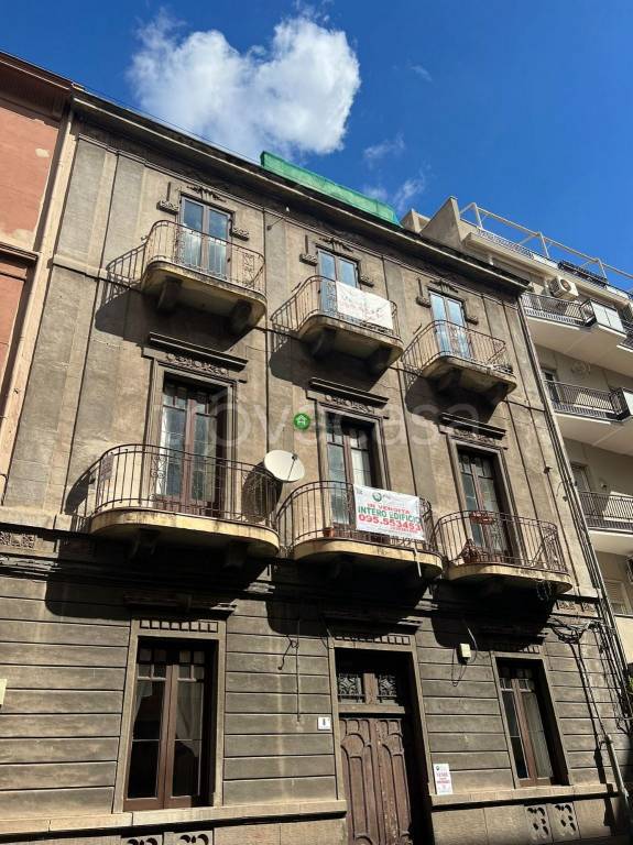 casa indipendente in vendita a Catania in zona Centro Storico