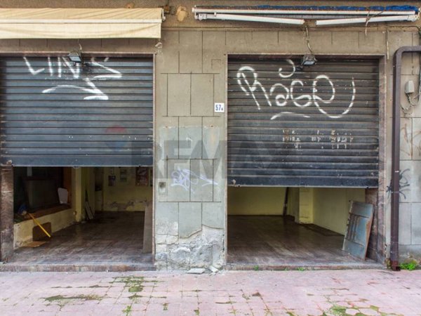 negozio in vendita a Catania in zona Cibali