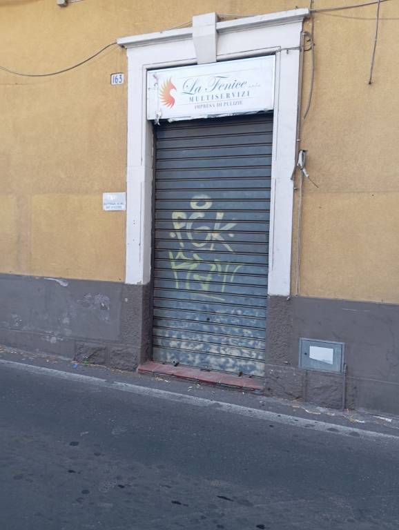 negozio in vendita a Catania in zona Centro Storico