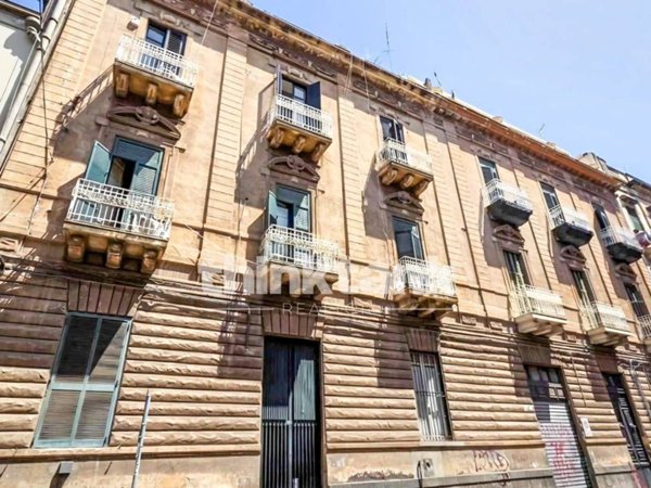 appartamento in vendita a Catania in zona Centro Storico