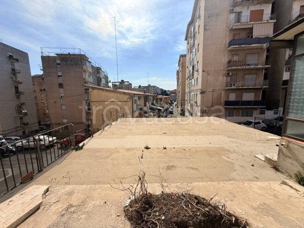 appartamento in vendita a Catania in zona San Leone